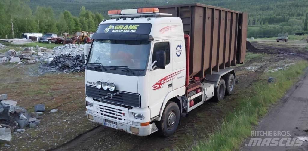 Volvo FH 16 Treileri ar āķi