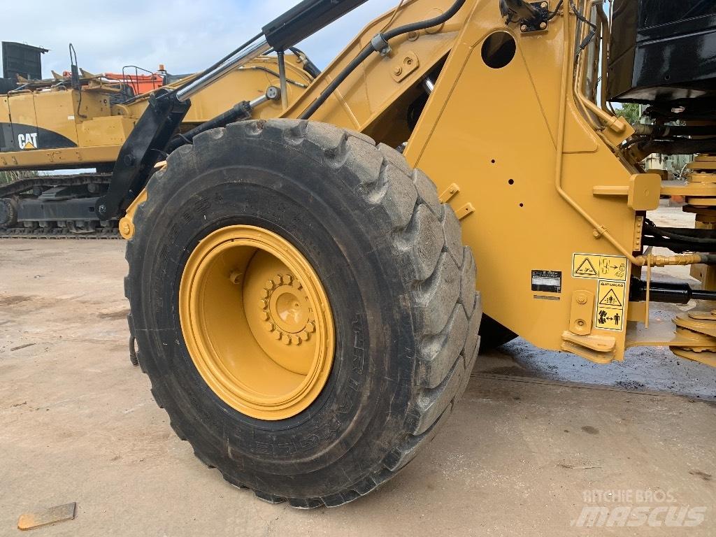CAT 924 H Iekrāvēji uz riteņiem