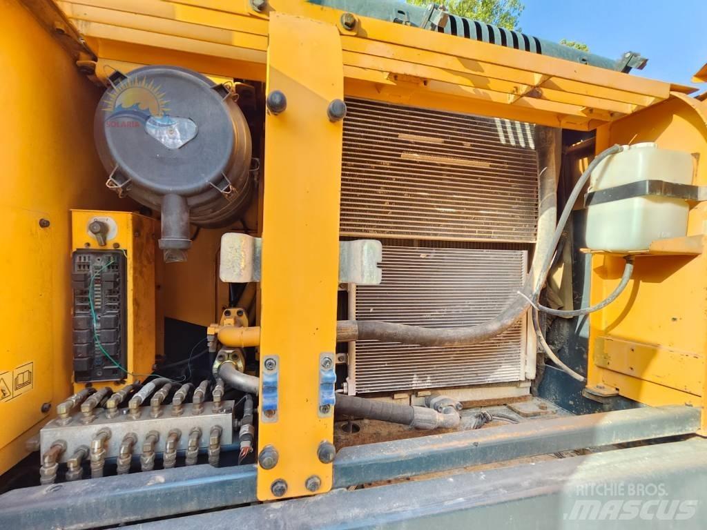 Hyundai R220LC-9S Kāpurķēžu ekskavatori