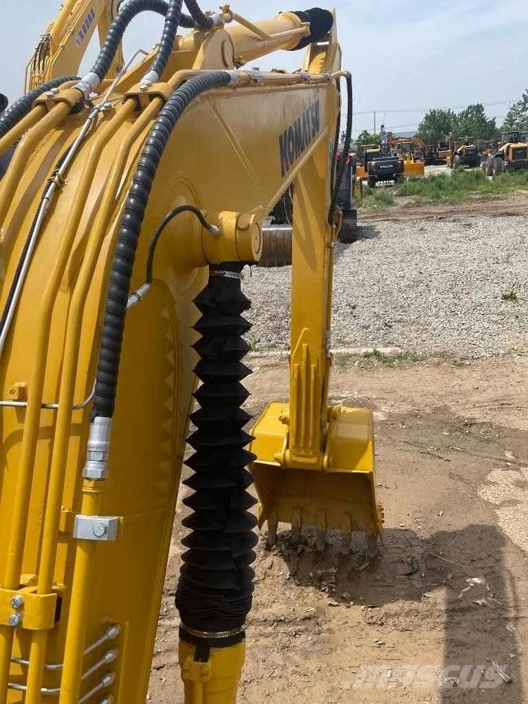 Komatsu PC 130 Kāpurķēžu ekskavatori