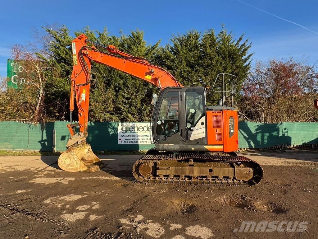 Hitachi ZX 135 US-6 Kāpurķēžu ekskavatori