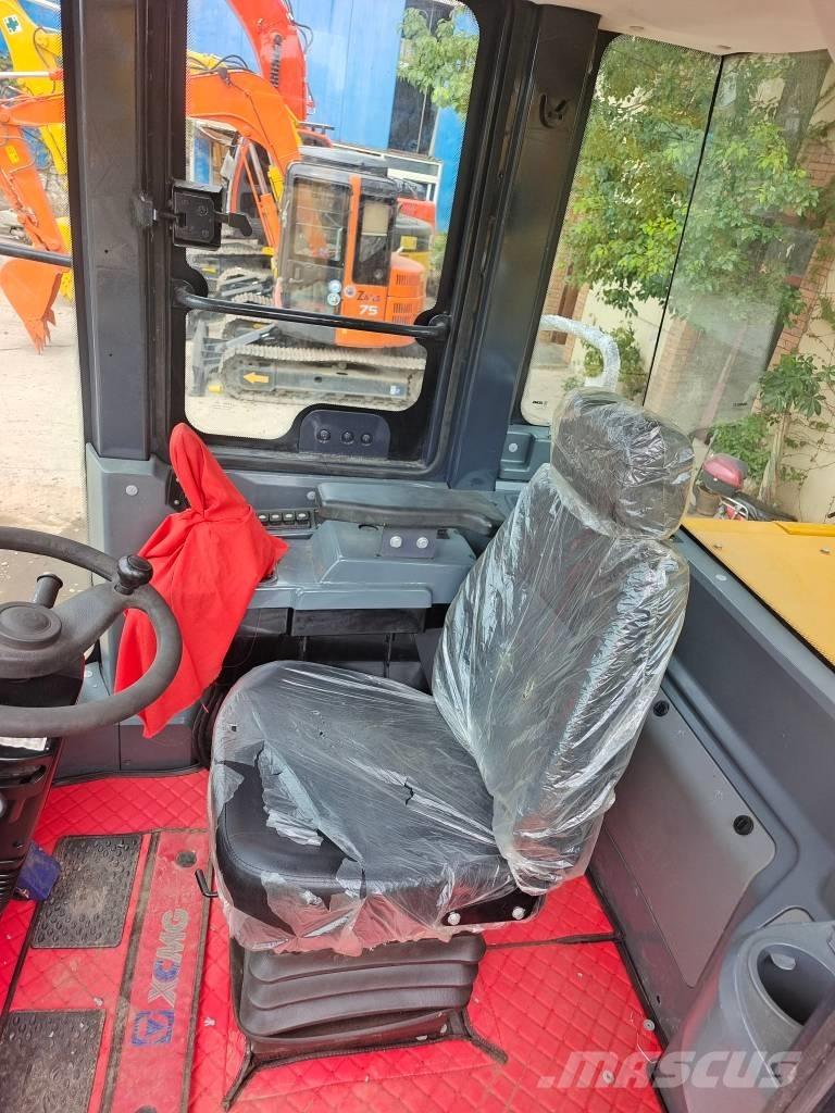 XCMG LW 500 KV Iekrāvēji uz riteņiem