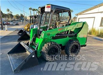 Bobcat S550 Lietoti riteņu kompaktiekrāvēji