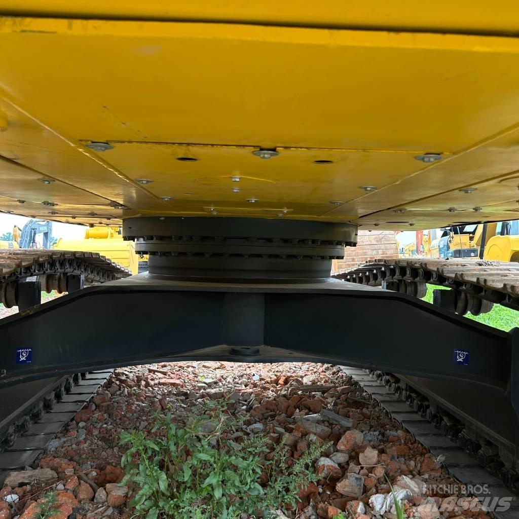 Komatsu 400-7 Kāpurķēžu ekskavatori