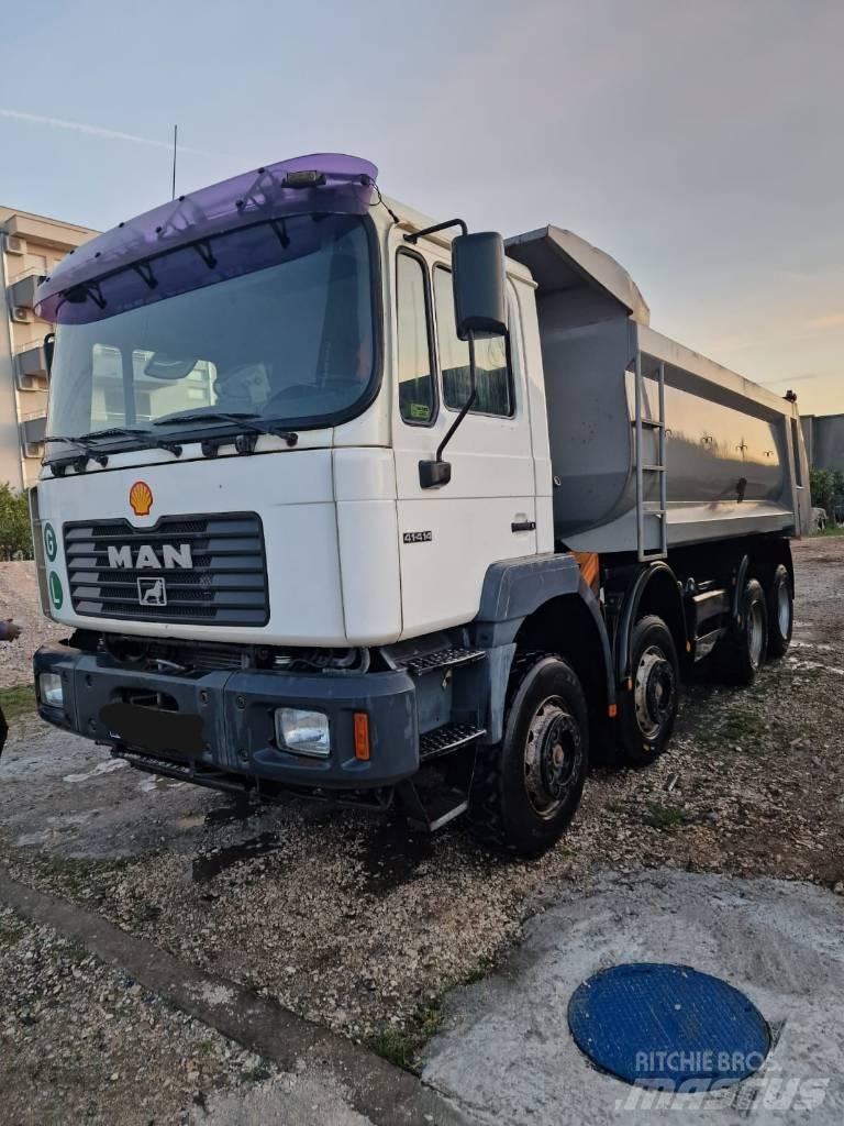 MAN F 2000 Pašizgāzējs