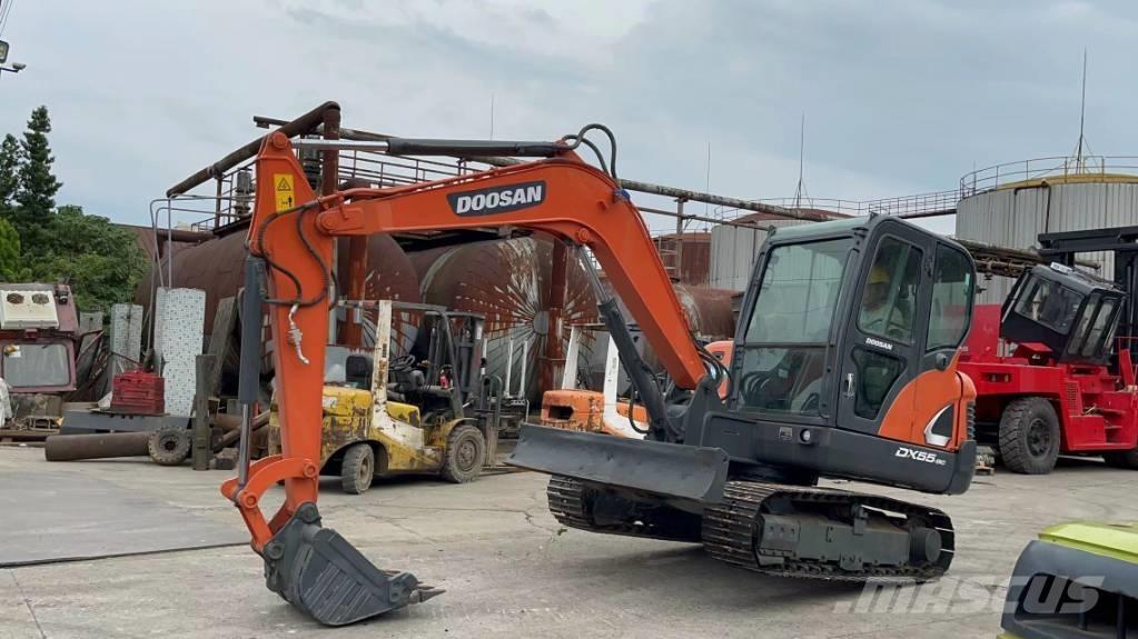 Doosan DX 55 Mini ekskavatori < 7 t