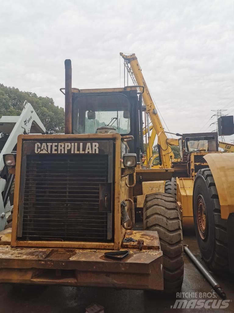 CAT 938F Iekrāvēji uz riteņiem