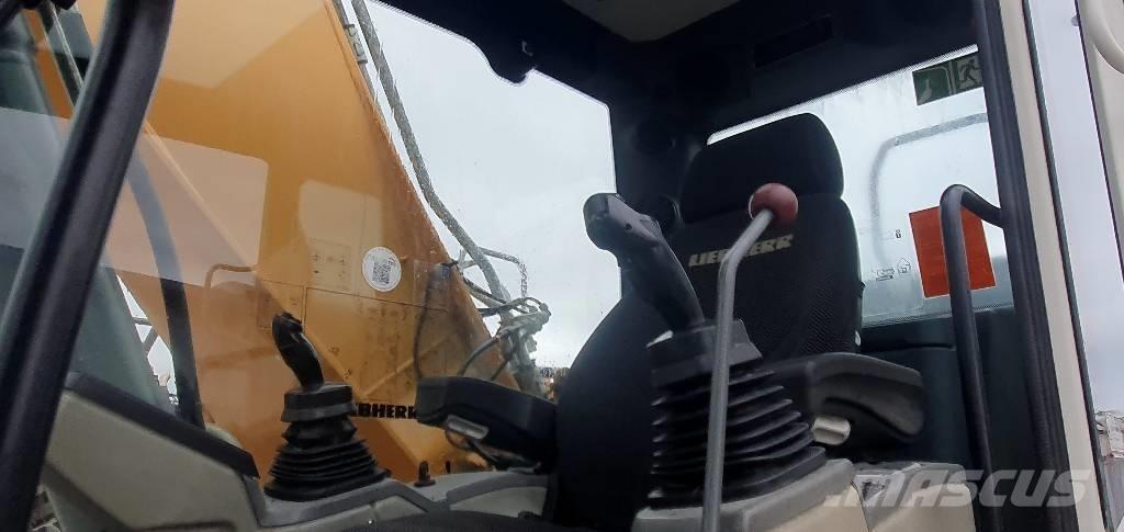 Liebherr R 936 N LC Kāpurķēžu ekskavatori
