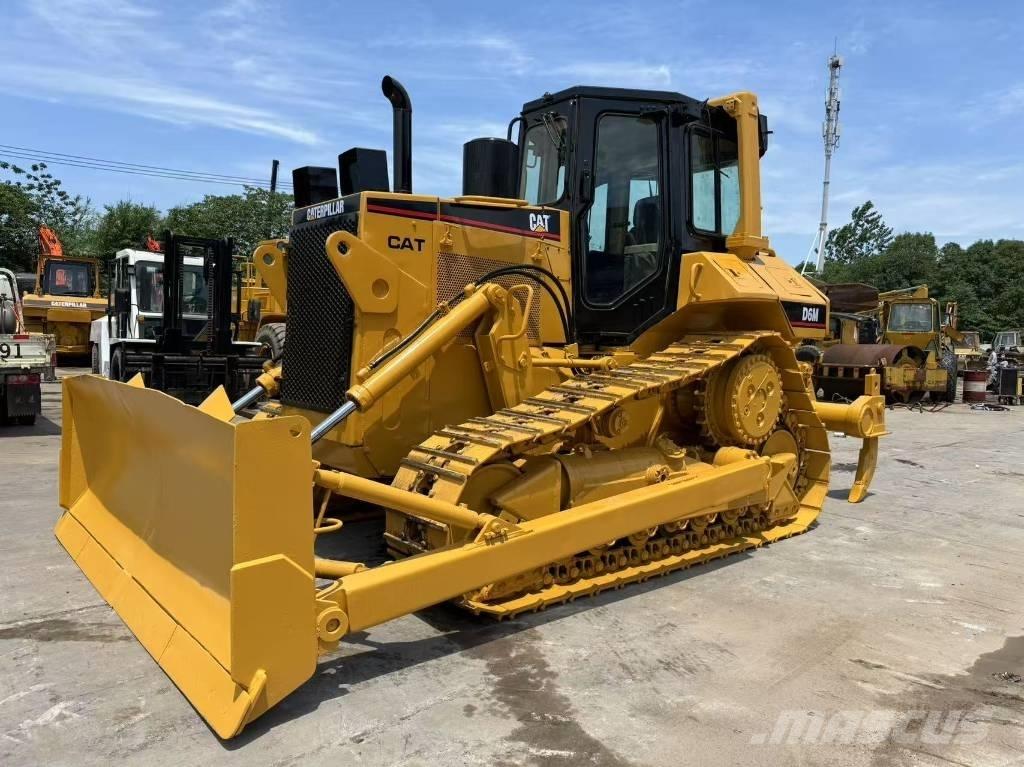 CAT D 6 M Kāpurķēžu buldozeri