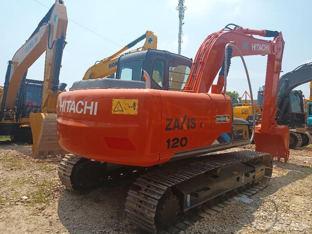 Hitachi ZX 120 Kāpurķēžu ekskavatori