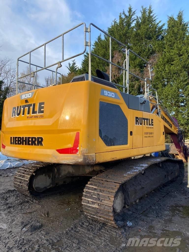 Liebherr R 930 LC Kāpurķēžu ekskavatori