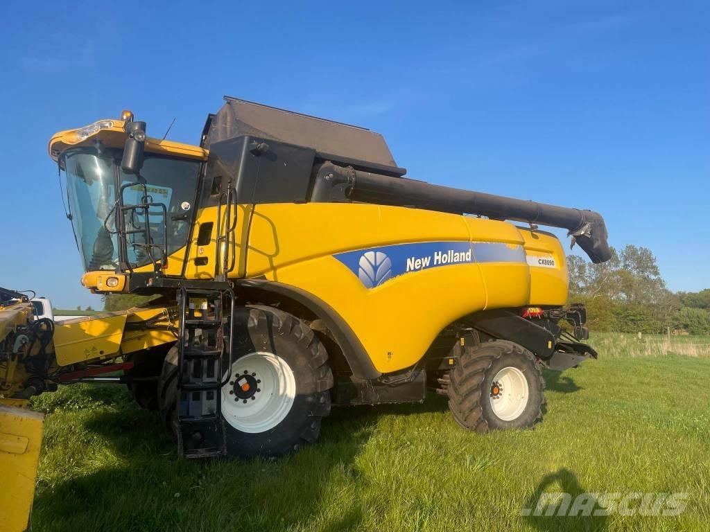 New Holland CX 8090 Ražas novākšanas kombaini