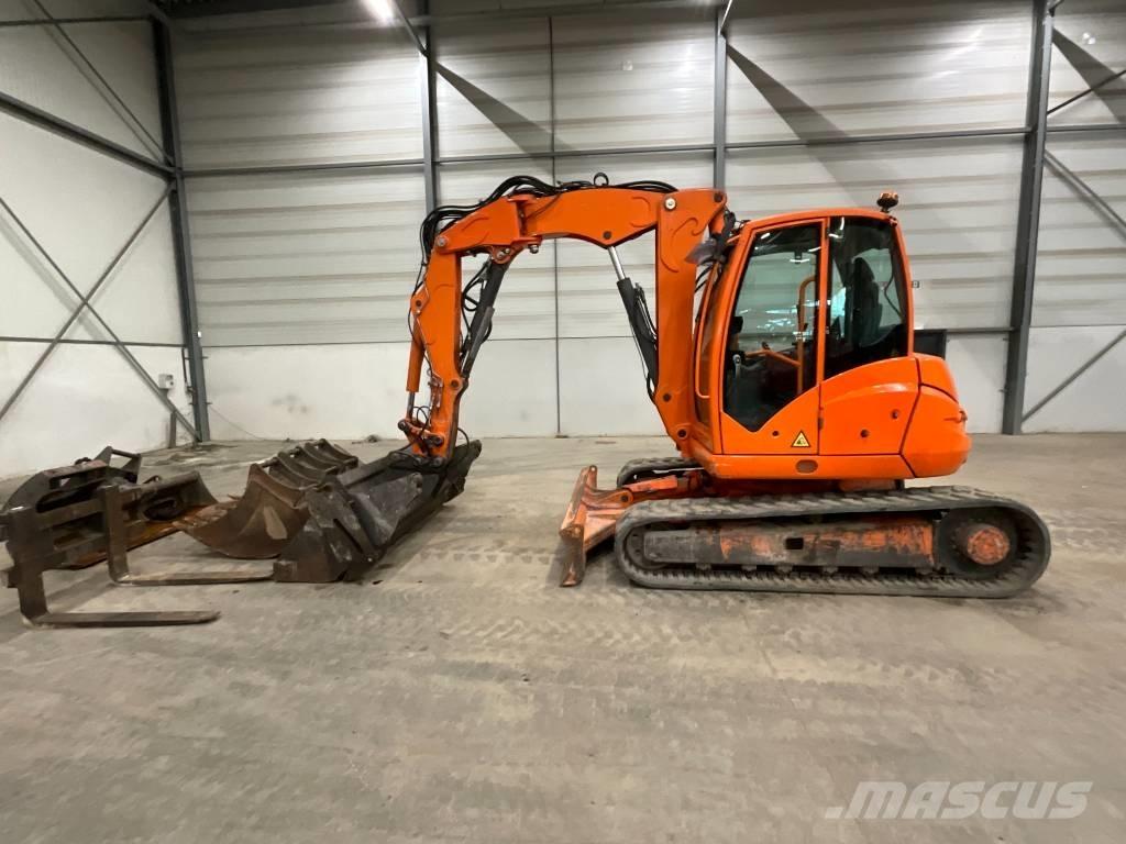 Mecalac 10 MCR Kāpurķēžu ekskavatori