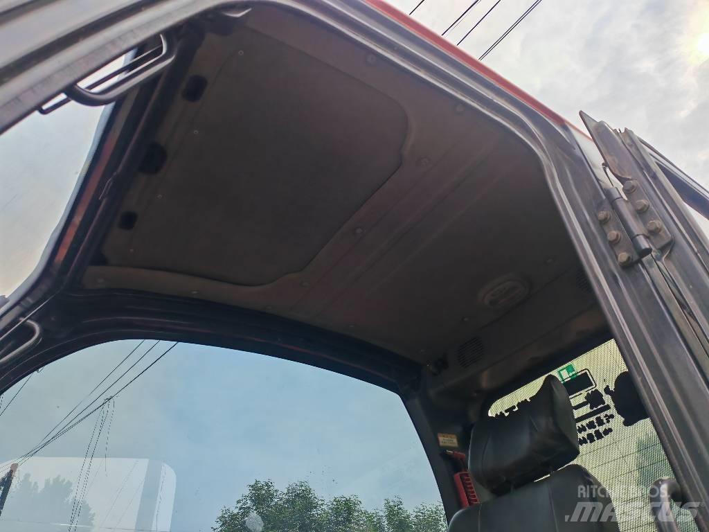 Doosan DX75 Vidēja lieluma ekskavatori 7 t - 12 t