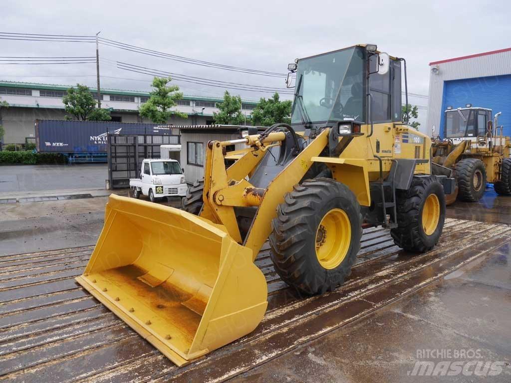 Komatsu WA100-5 Iekrāvēji uz riteņiem