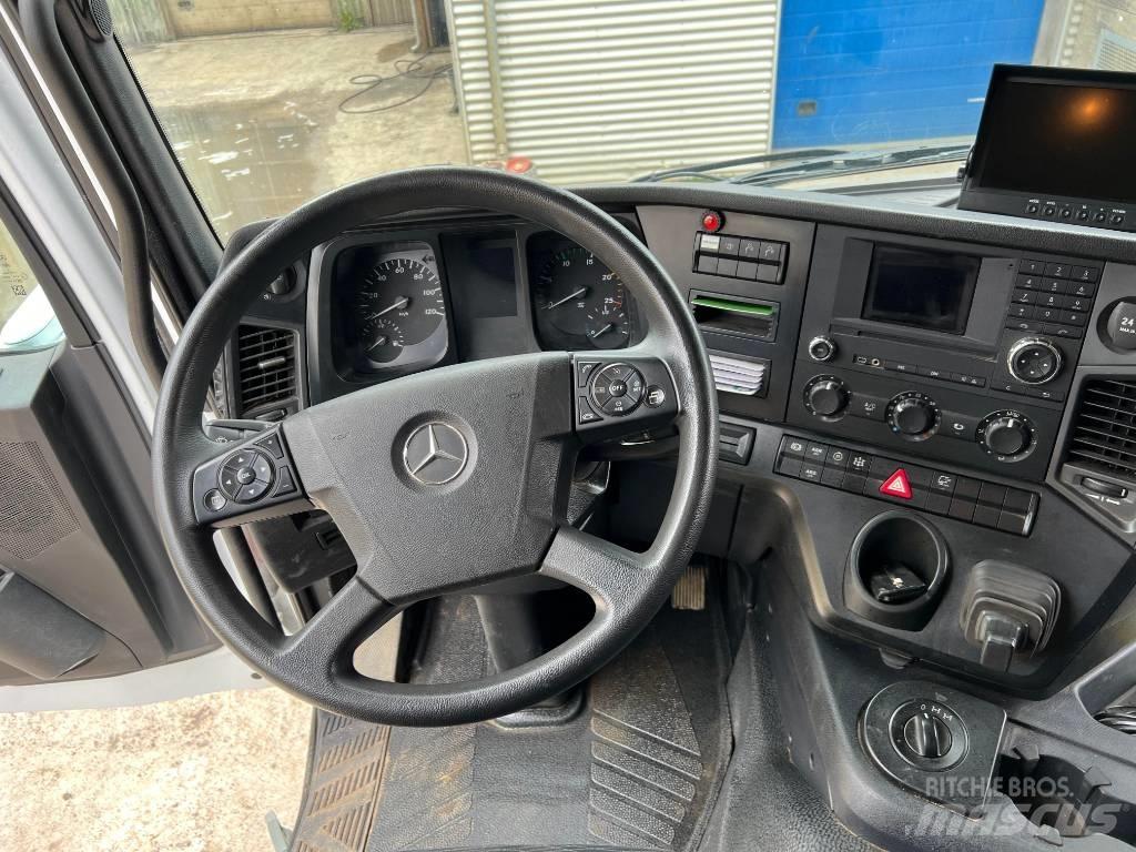 Mercedes-Benz 3246 Smagās mašīnas ar celtni