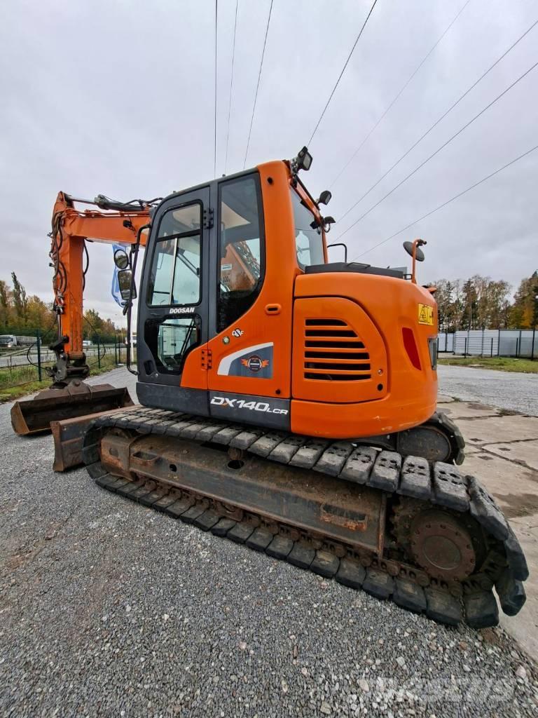 Doosan DX 140 LCR Kāpurķēžu ekskavatori