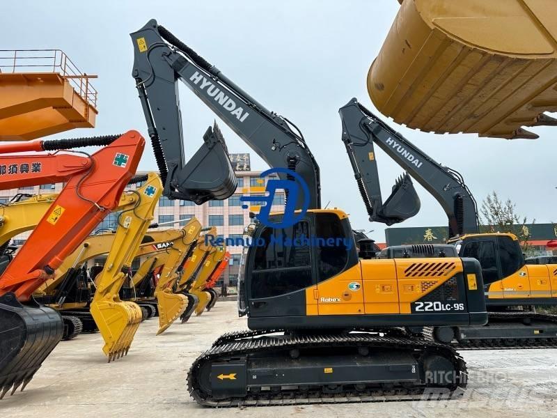 Hyundai R220LC-9S Kāpurķēžu ekskavatori