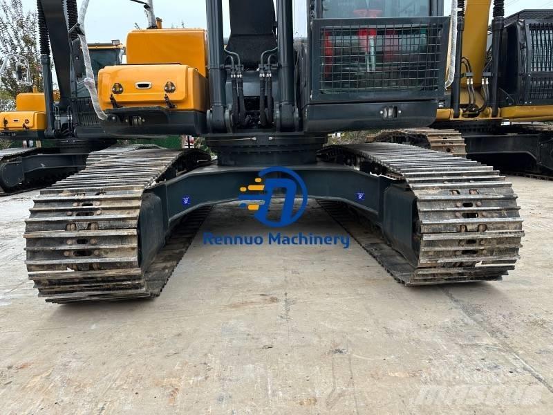 Hyundai R220LC-9S Kāpurķēžu ekskavatori