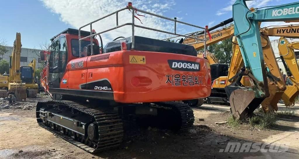 Doosan DX340 Kāpurķēžu ekskavatori