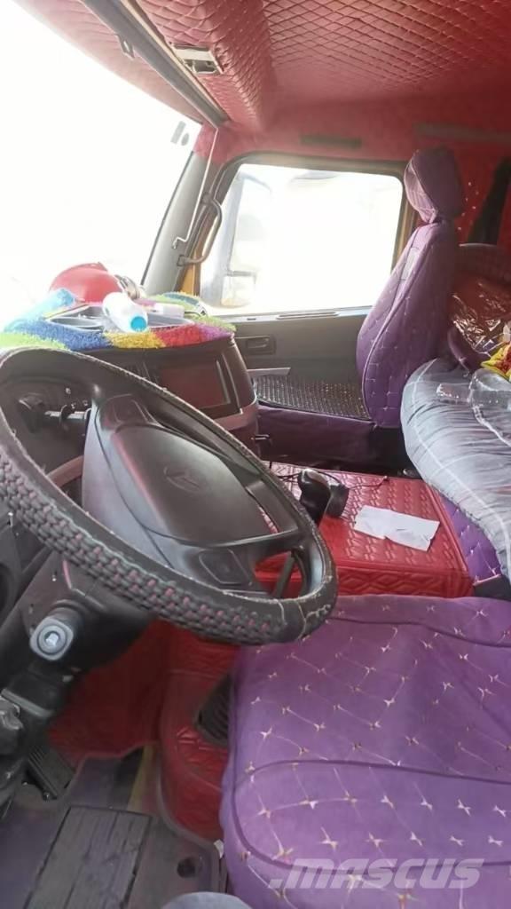 Sany 800E5 Visurgājēji celtņi