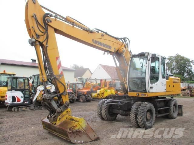 Liebherr A 904 C Ekskavatori uz riteņiem