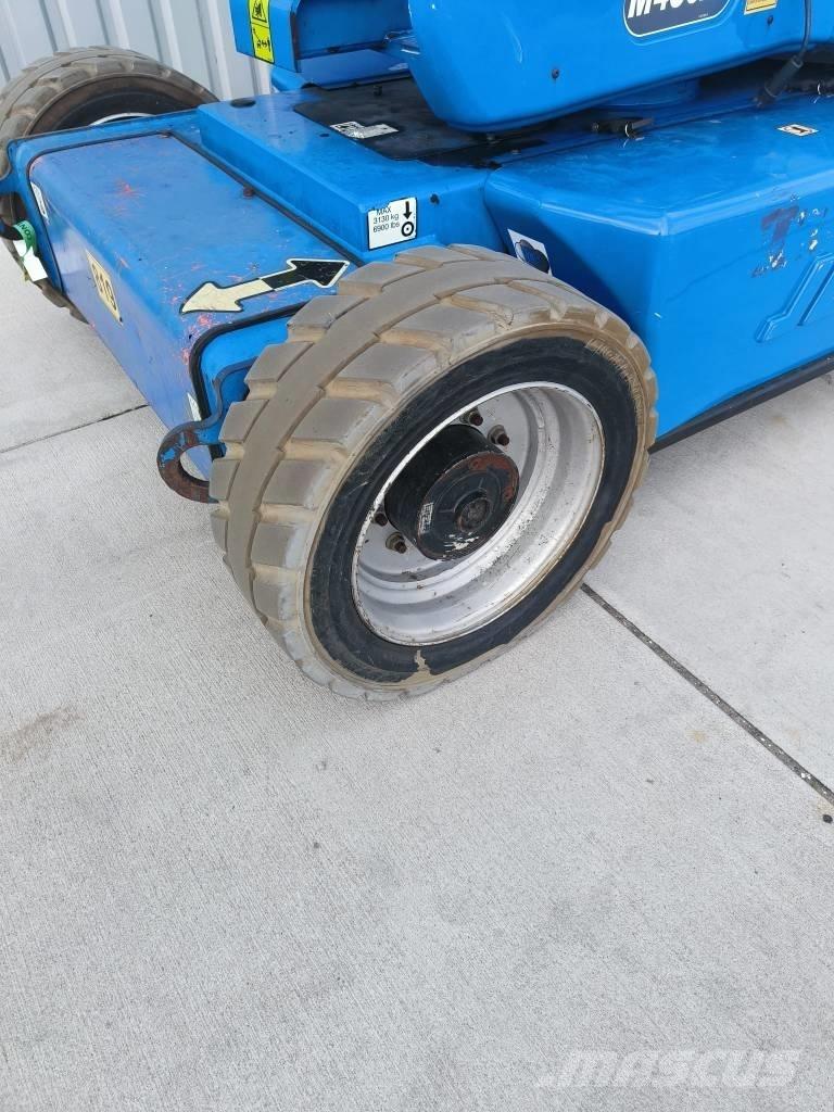 JLG M 450 AJ Strēles pacēlāji