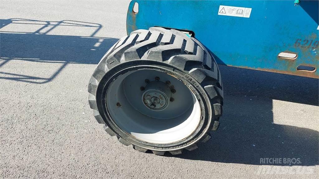 Genie S60HCE Teleskopiskie pacēlāji