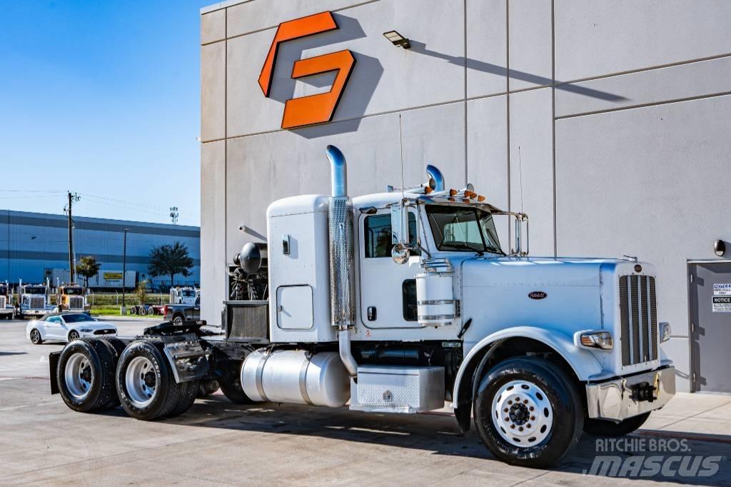 Peterbilt 388 Vilcēji