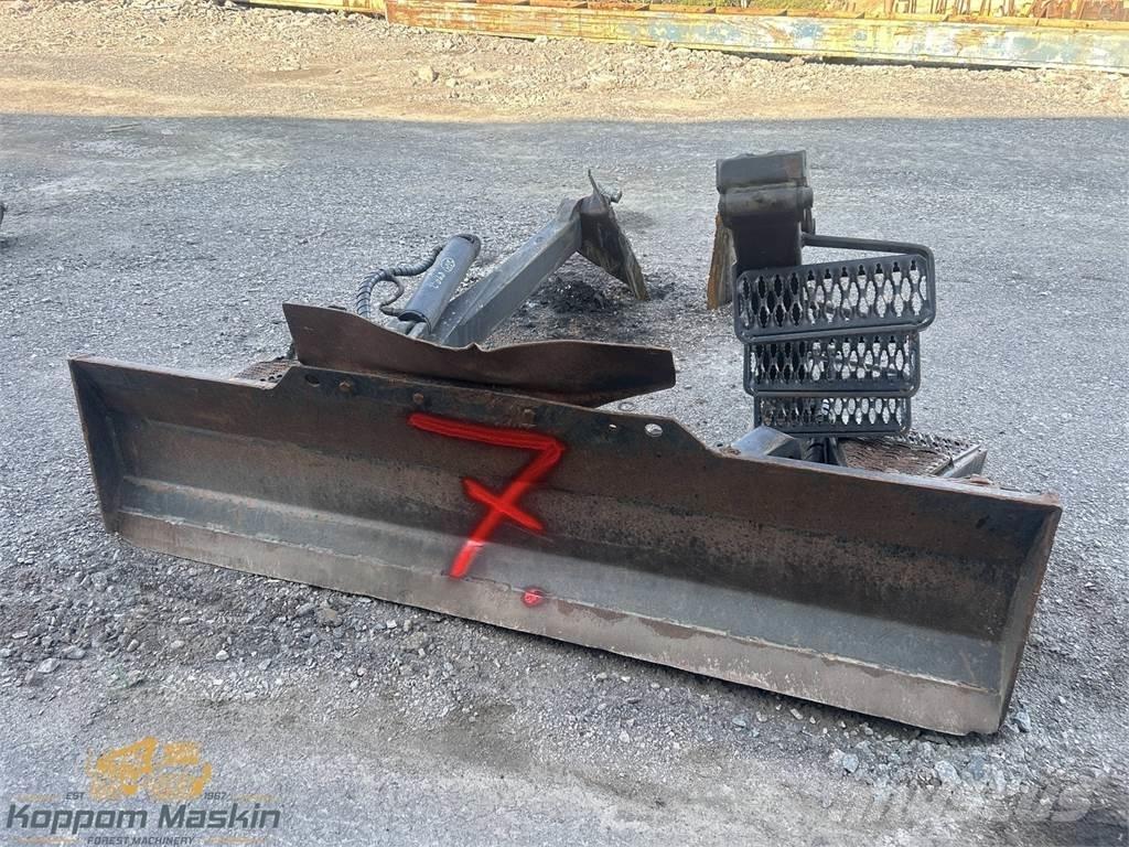 Valmet 890.2 Citas sastāvdaļas
