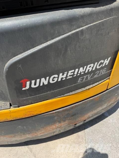 Jungheinrich ETV 216 Lielaugstuma pārvadātājs