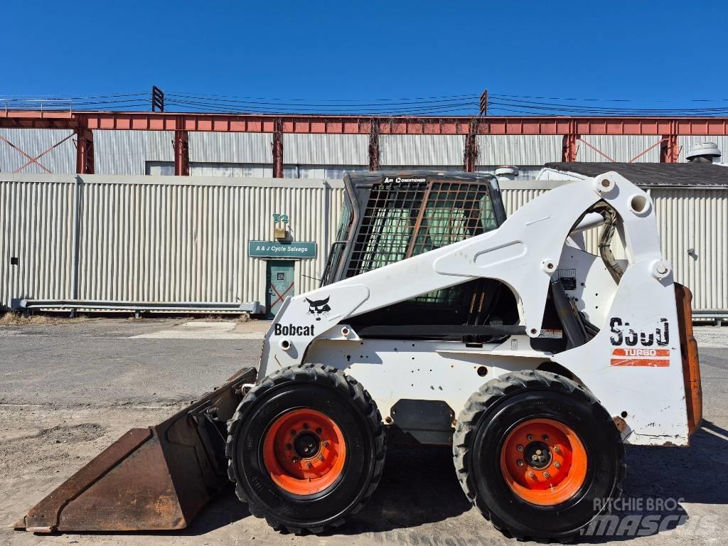 Bobcat S 300 Lietoti riteņu kompaktiekrāvēji