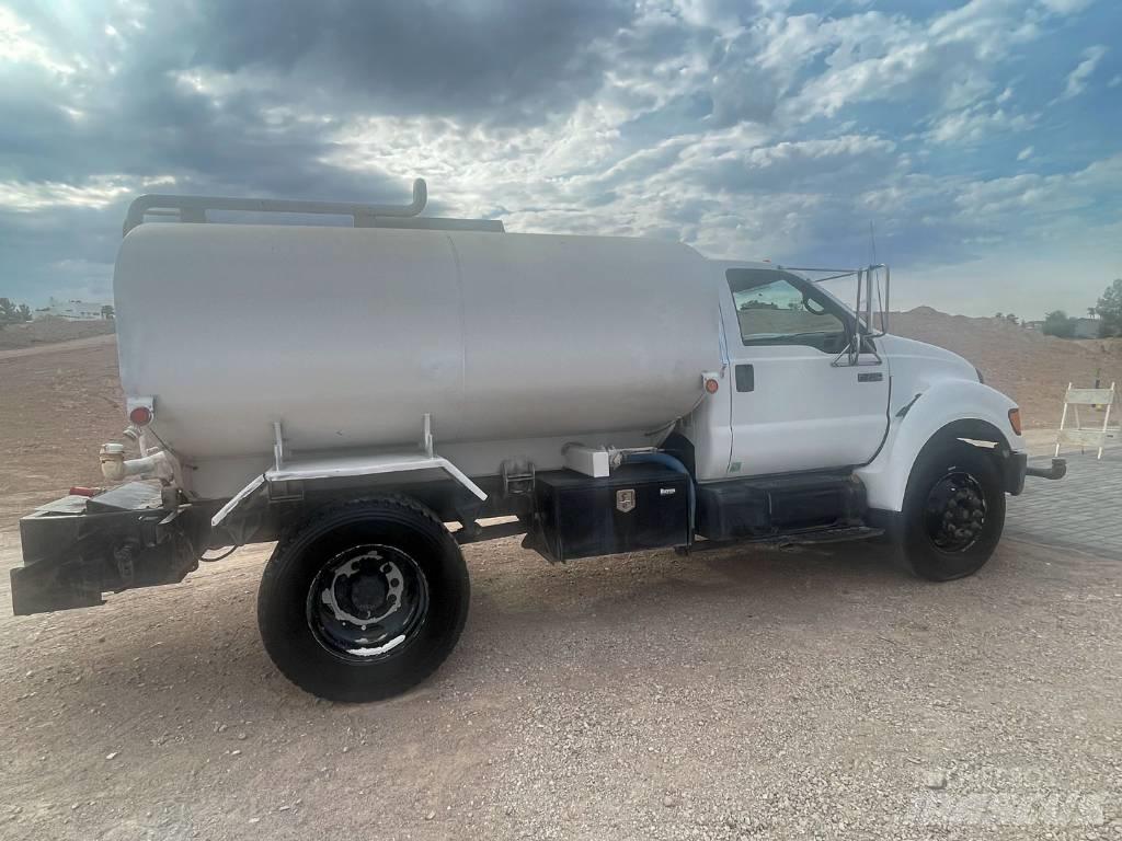 Ford F 750 XLT Ūdens mašīnas