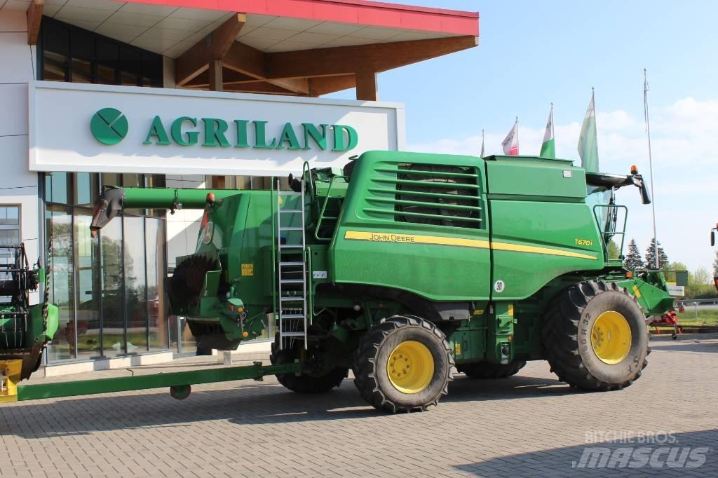 John Deere T 670 i Ražas novākšanas kombaini