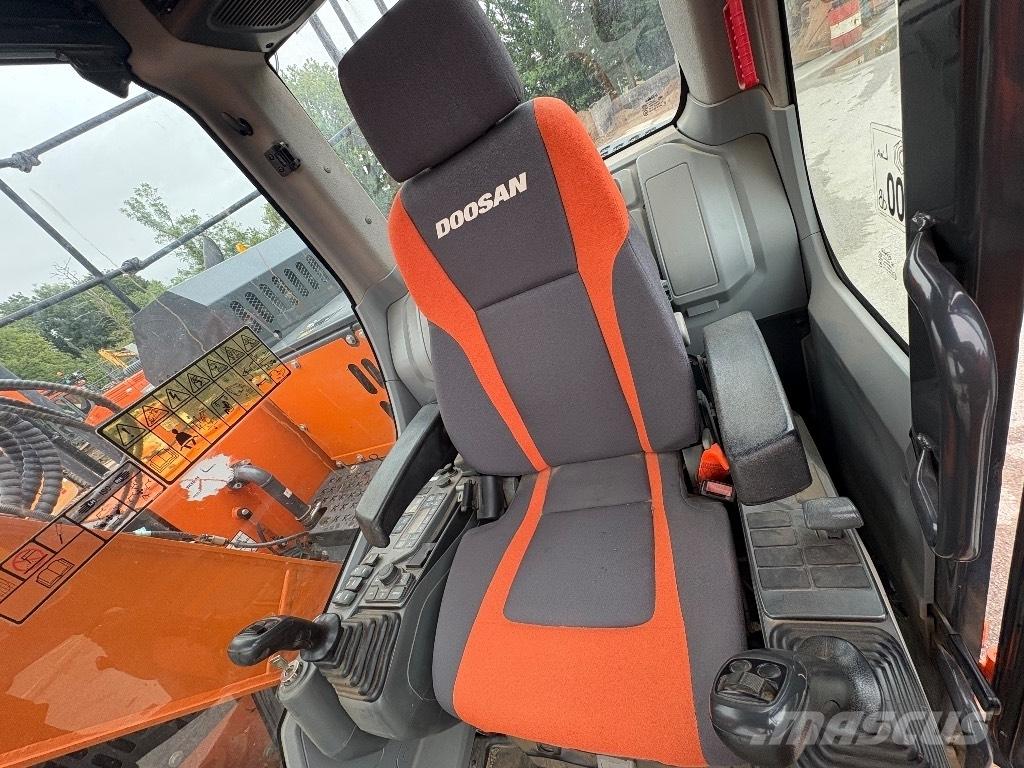 Doosan DX140LCR-5 Kāpurķēžu ekskavatori