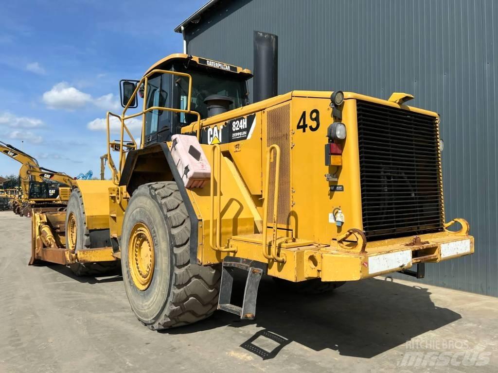 CAT 824H Kāpurķēžu buldozeri
