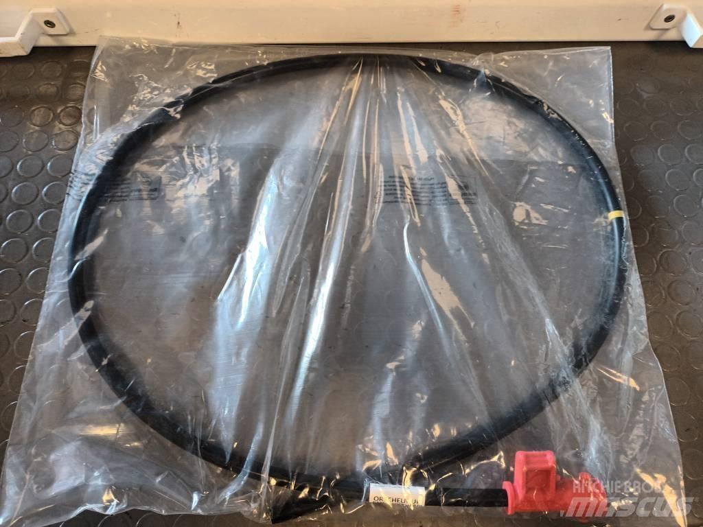 Volvo PIPE 21872077 Transports- Citi