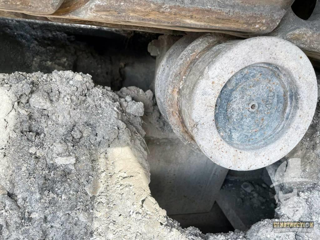 Kobelco SK 330 LC Kāpurķēžu ekskavatori