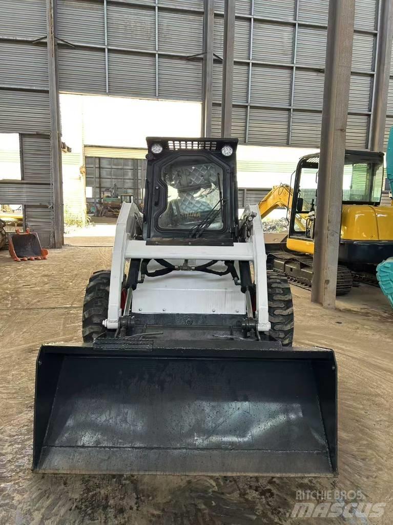 Bobcat S130 Lietoti riteņu kompaktiekrāvēji