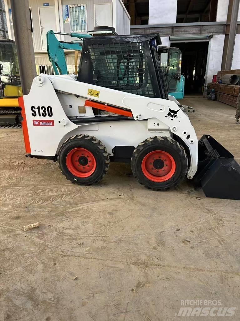 Bobcat S130 Lietoti riteņu kompaktiekrāvēji