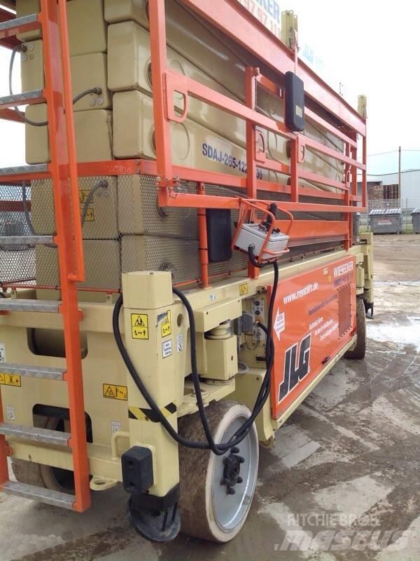 JLG SL245-12 Šķerveida pacēlāji