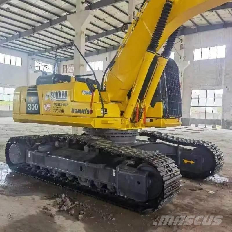 Komatsu PC300-7 Kāpurķēžu ekskavatori