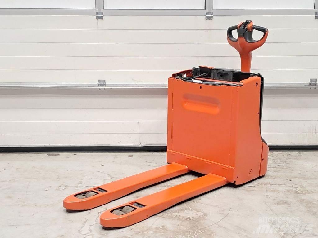 Linde T16 Zemie palešu pacēlāji