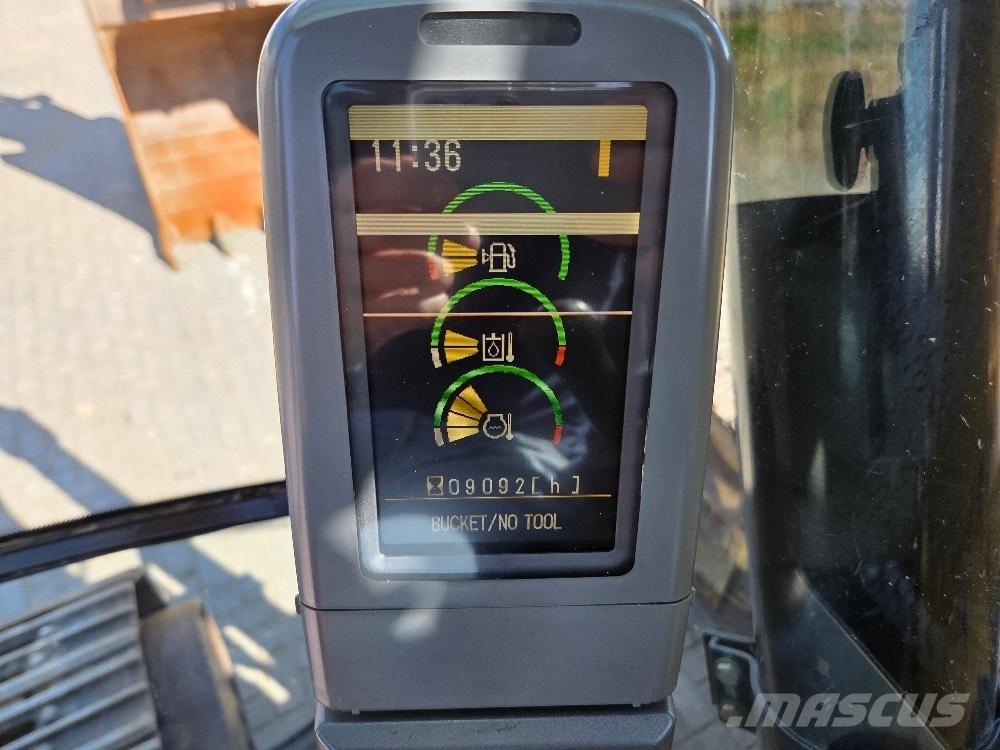 CAT 323DL Kāpurķēžu ekskavatori