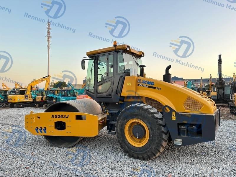 XCMG XS263J Vienvalča grunts veltņi