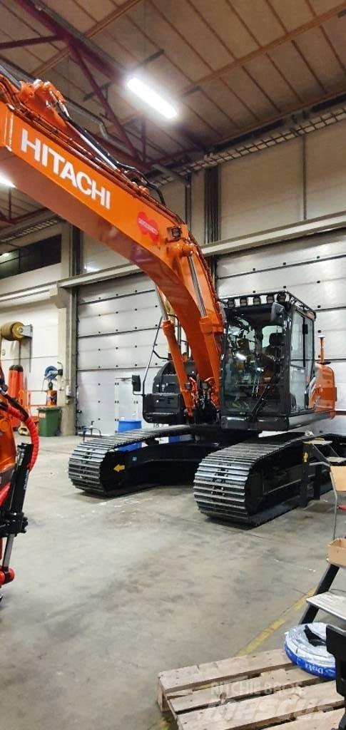 Hitachi ZX 210 LC-7 Kāpurķēžu ekskavatori
