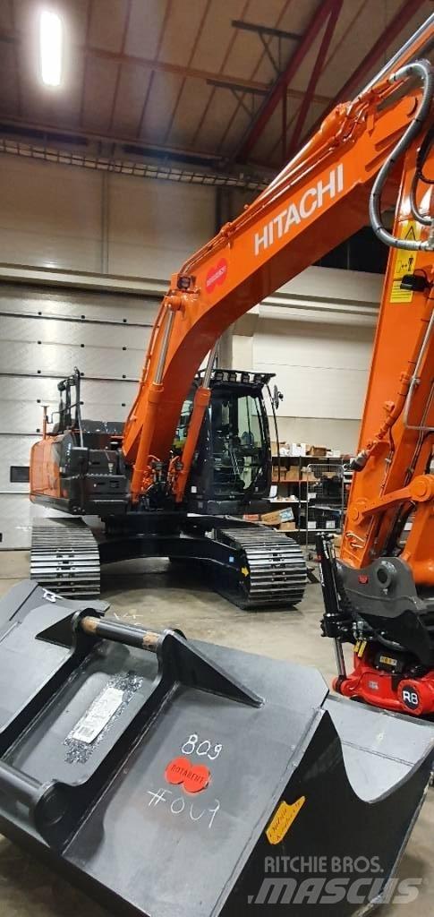 Hitachi ZX 210 LC-7 Kāpurķēžu ekskavatori