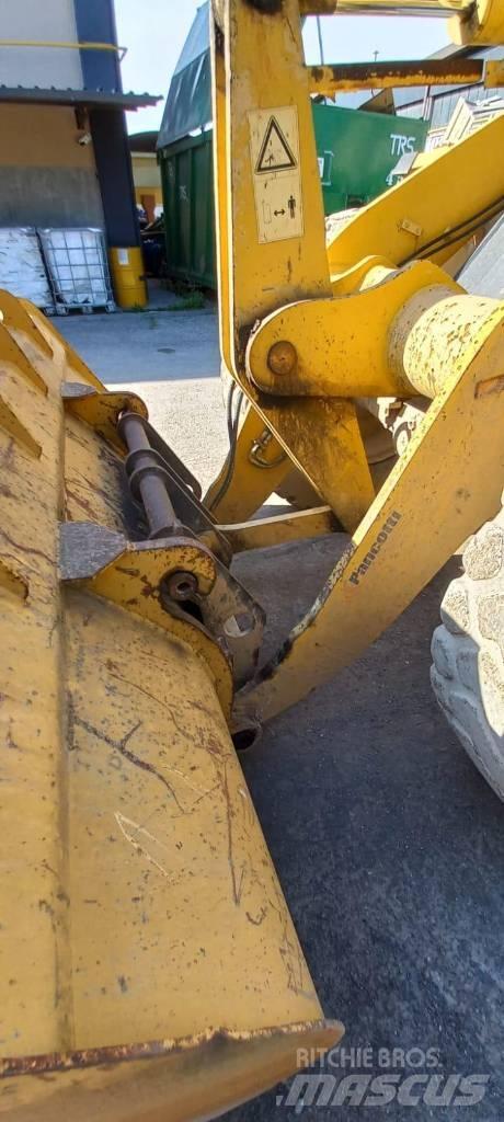 Komatsu WA 200 PT-5 Iekrāvēji uz riteņiem