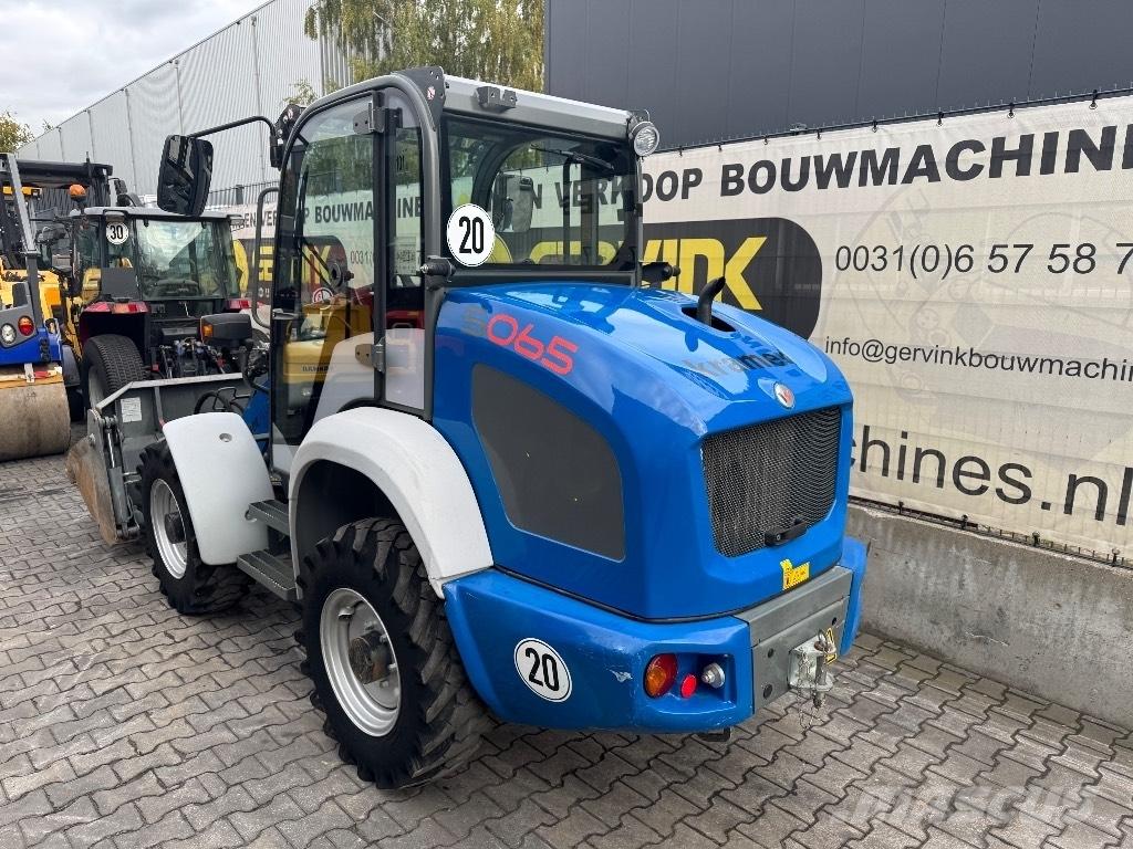 Kramer-allrad 5065 Iekrāvēji uz riteņiem