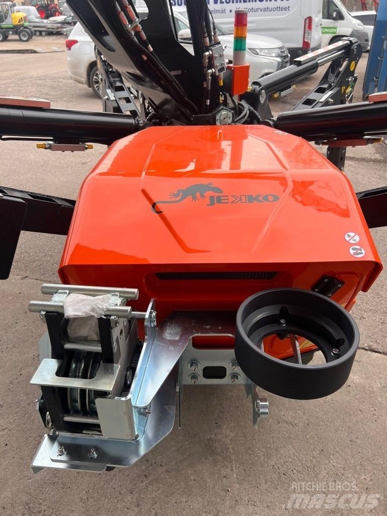 Jekko SPX 328 Mini pacēlāji